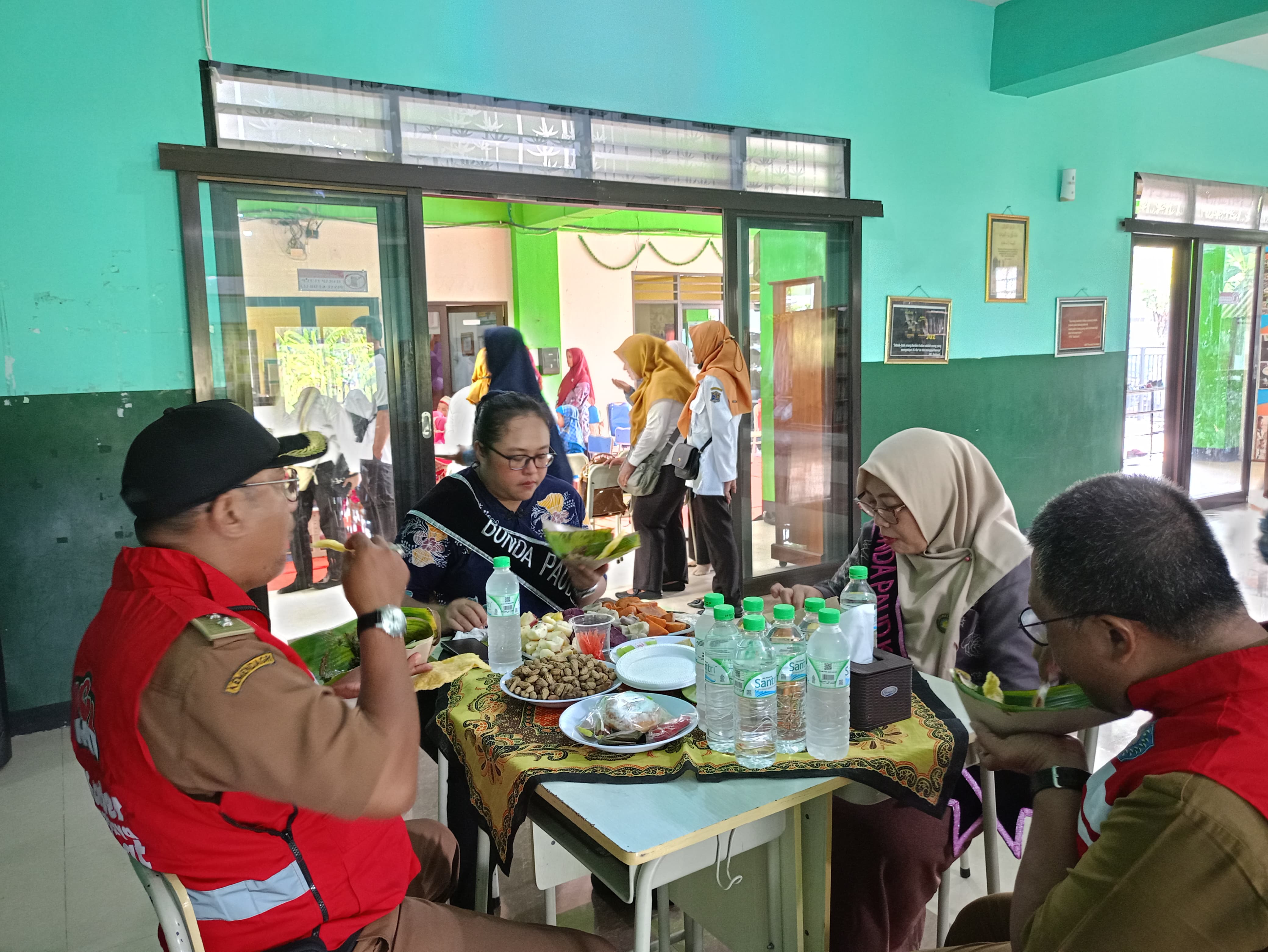 Kenalkan Keunggulan Sekolah, SDIT Permata Surabaya Gelar Road Show Transisi Paud-SD Kenalkan Keunggulan Sekolah, SDIT Permata Surabaya Gelar Road Show Transisi Paud-SD